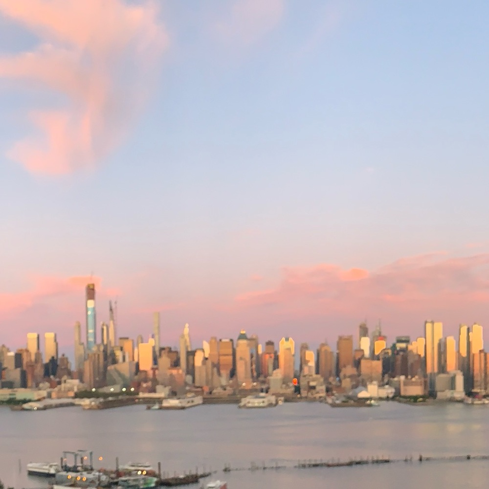 Meet your Posher, Yomayry